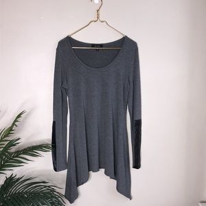 Karen Kane Tunic - size L